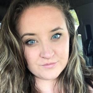 Meet your Posher, Charna